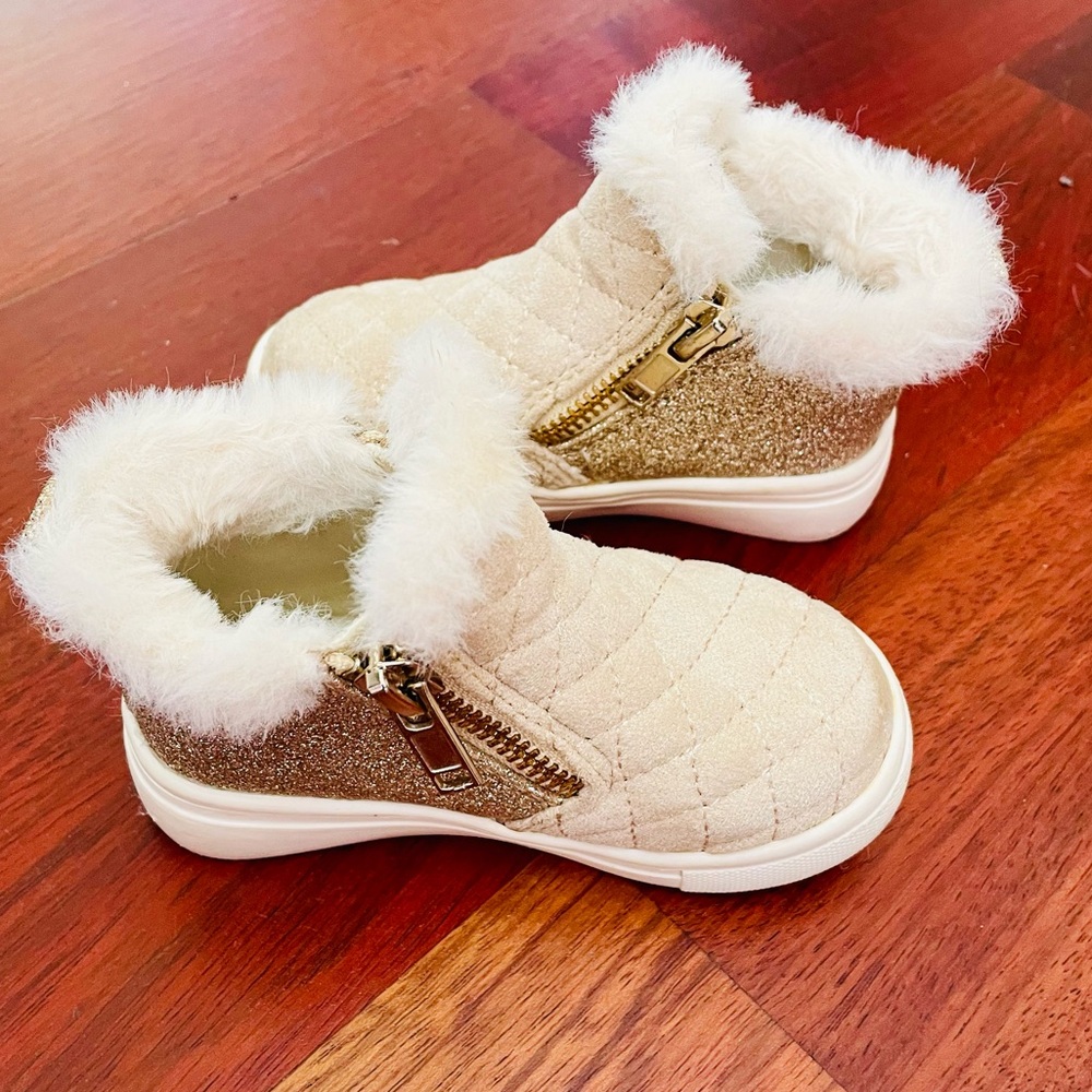 Kelly & Katie Toddler Zip Boots - Sz 5